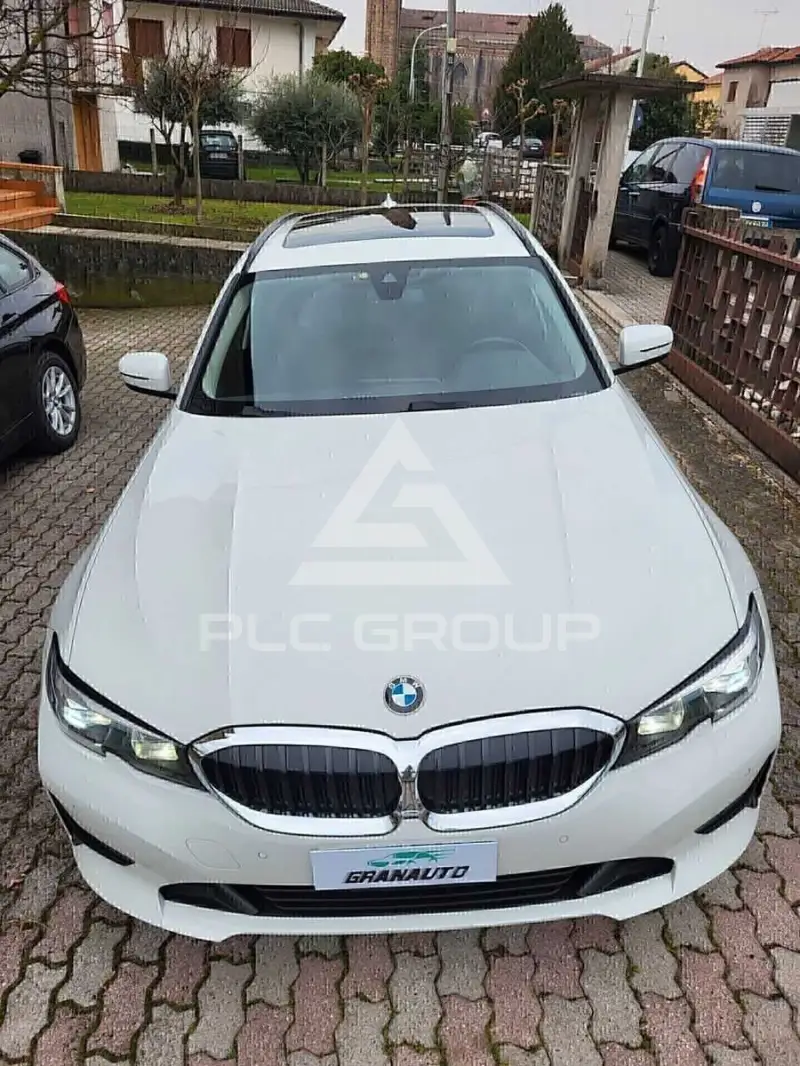 2020 BMW 318