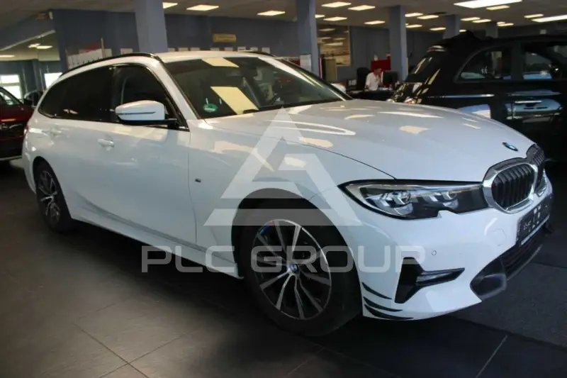2020 BMW 318