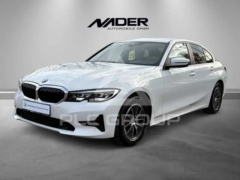 2020 BMW 318