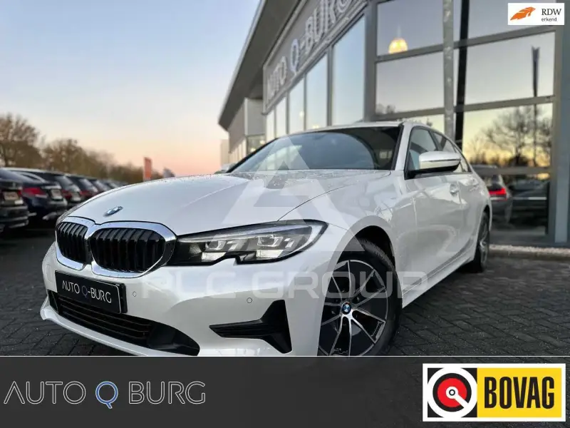 2020 BMW 318