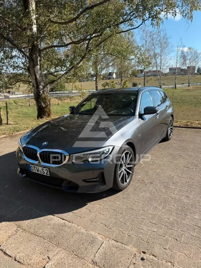 2020 BMW 318
