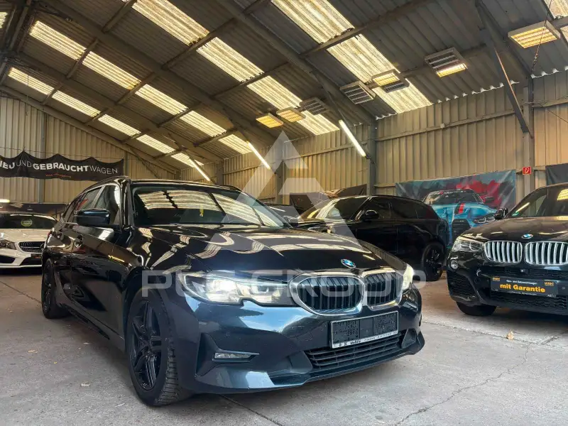 2020 BMW 318