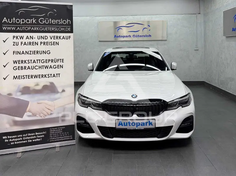2020 BMW 318