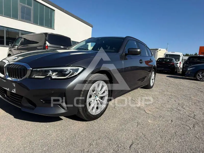 2020 BMW 318