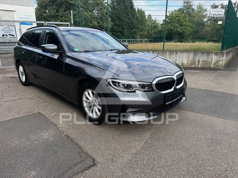 2020 BMW 318