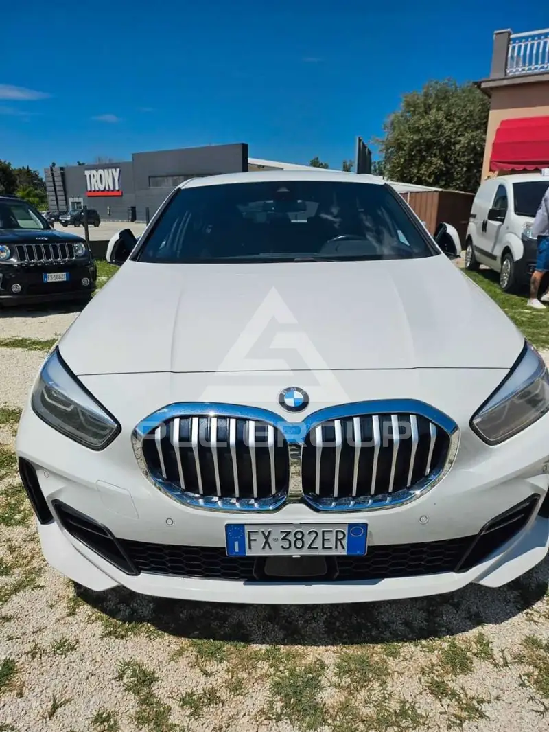 2020 BMW 118