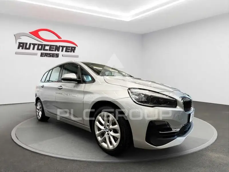 2020 BMW 218