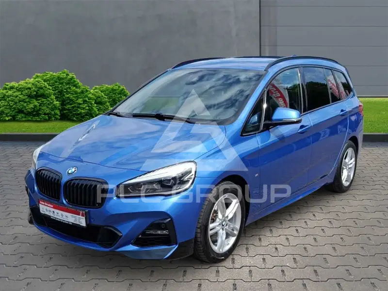 2020 BMW 218