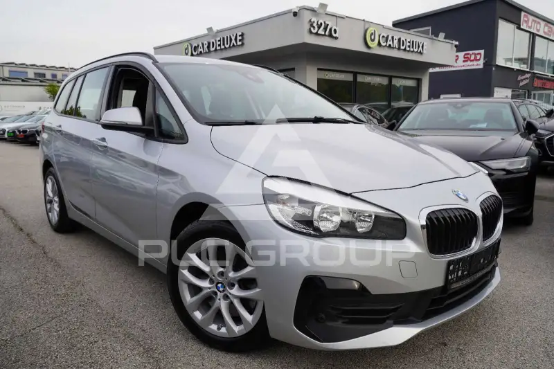 2020 BMW 218