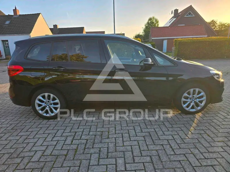 2020 BMW 218