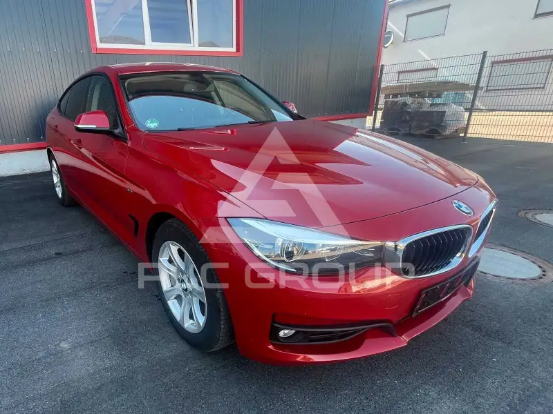 2020 BMW 318