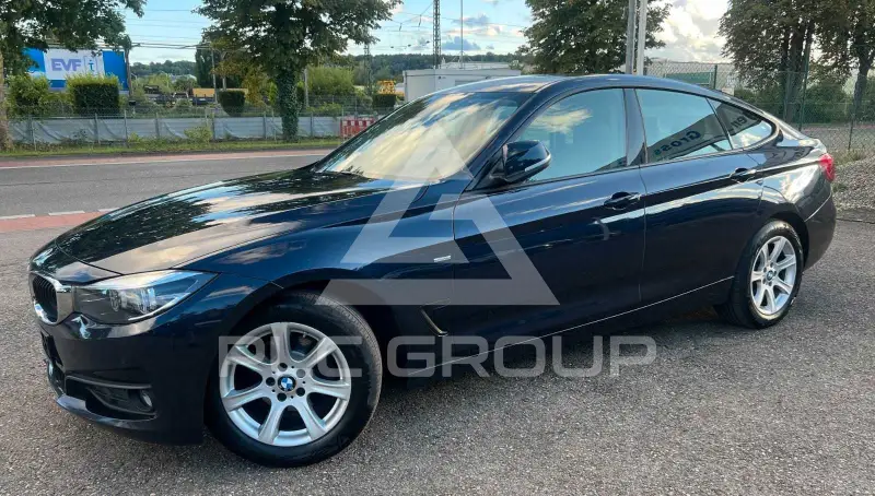 2020 BMW 318