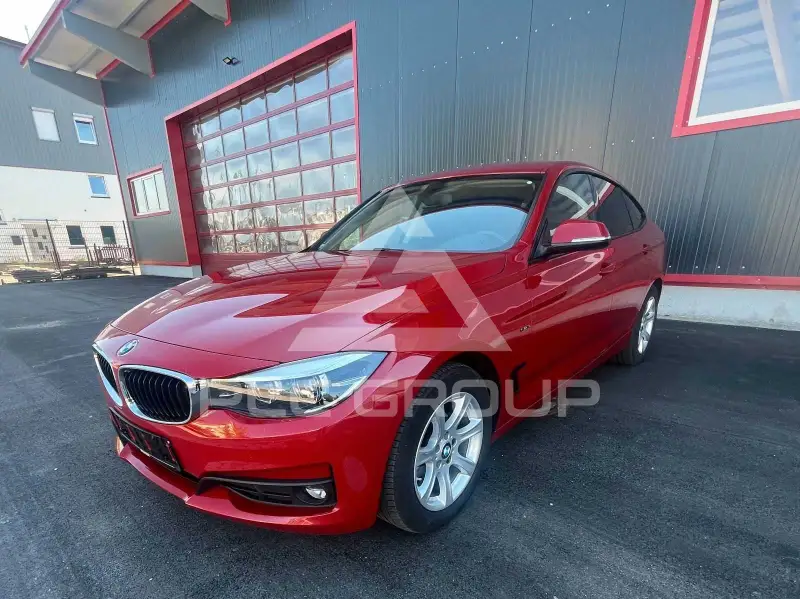 2020 BMW 318