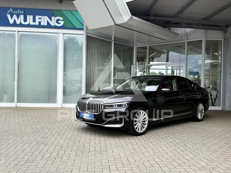 2020 BMW 745