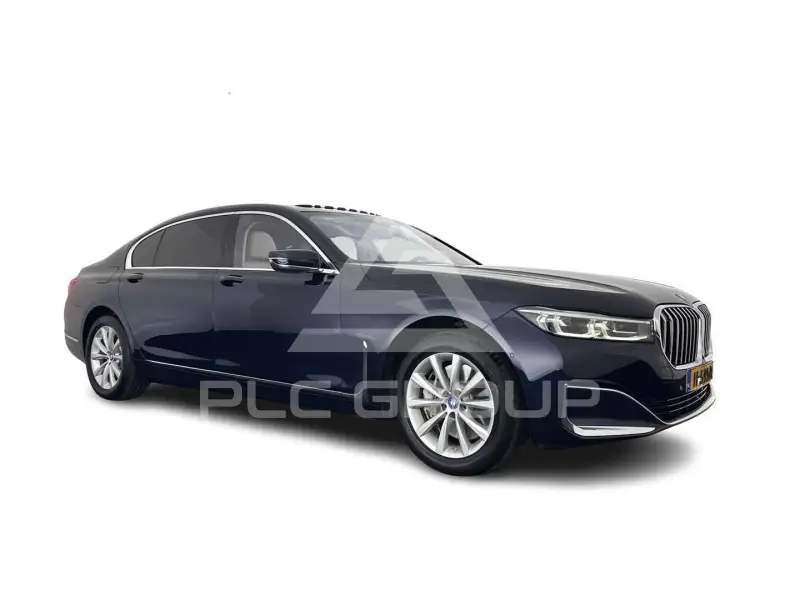 2020 BMW 745