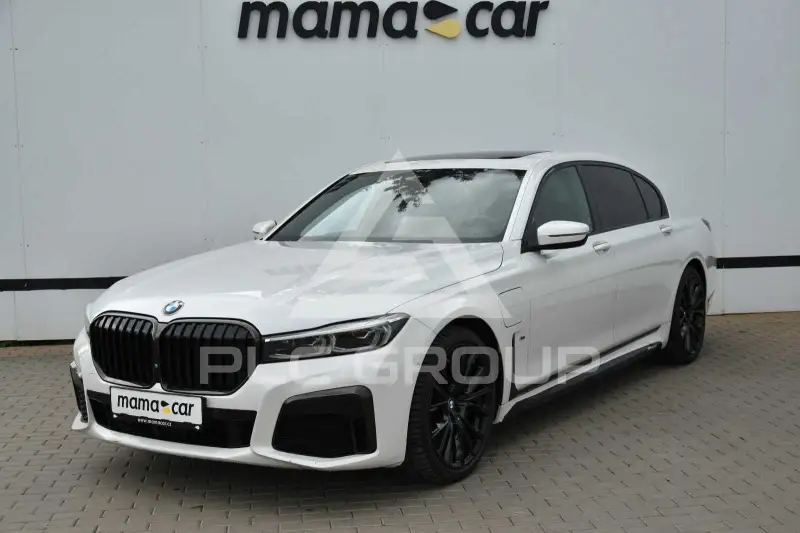 2020 BMW 745