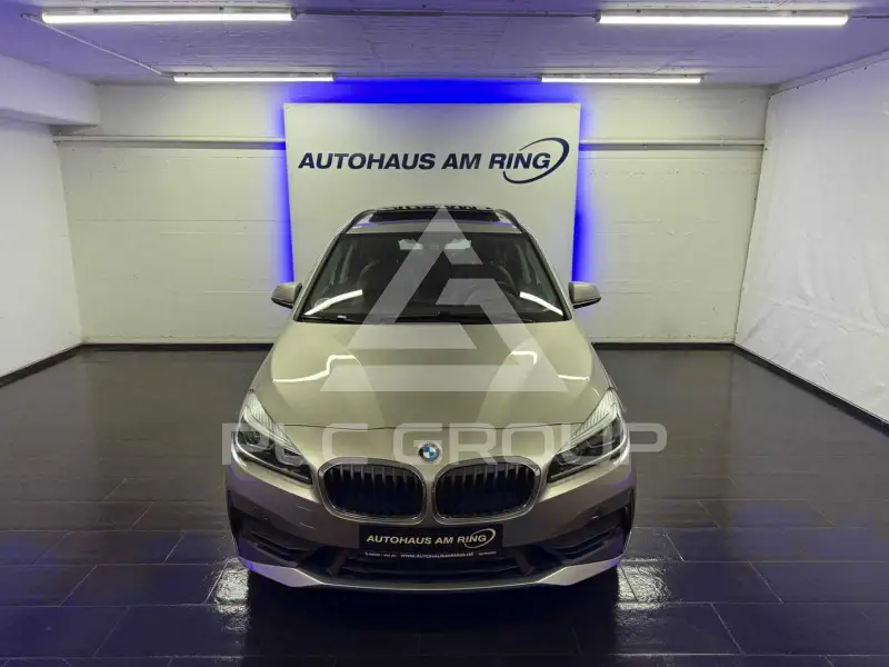 2020 BMW 220