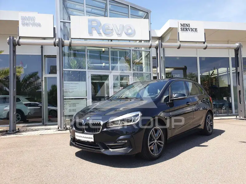 2020 BMW 220