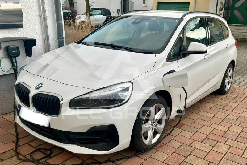 2020 BMW 225