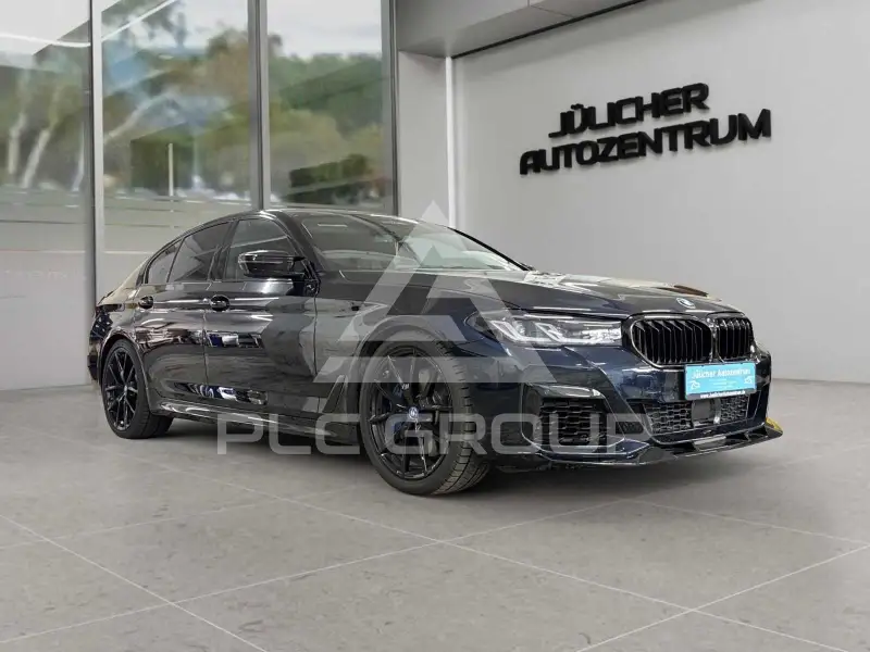 2020 BMW 550M