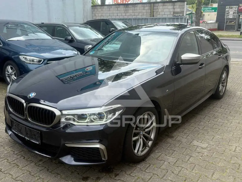 2020 BMW 550M