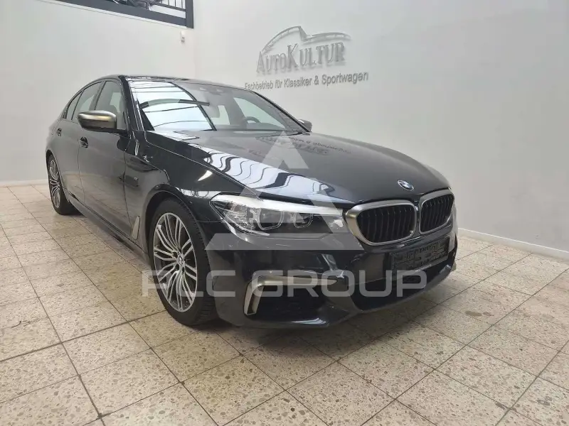 2020 BMW 550M