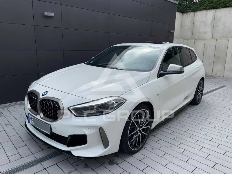 2020 BMW M1