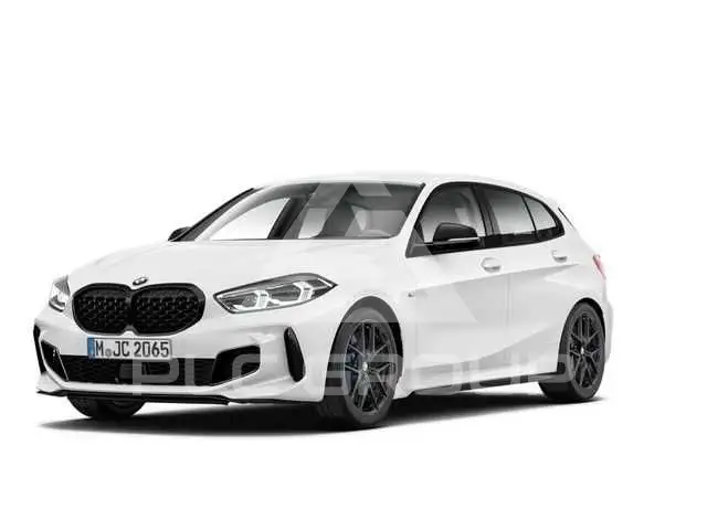 2020 BMW M1