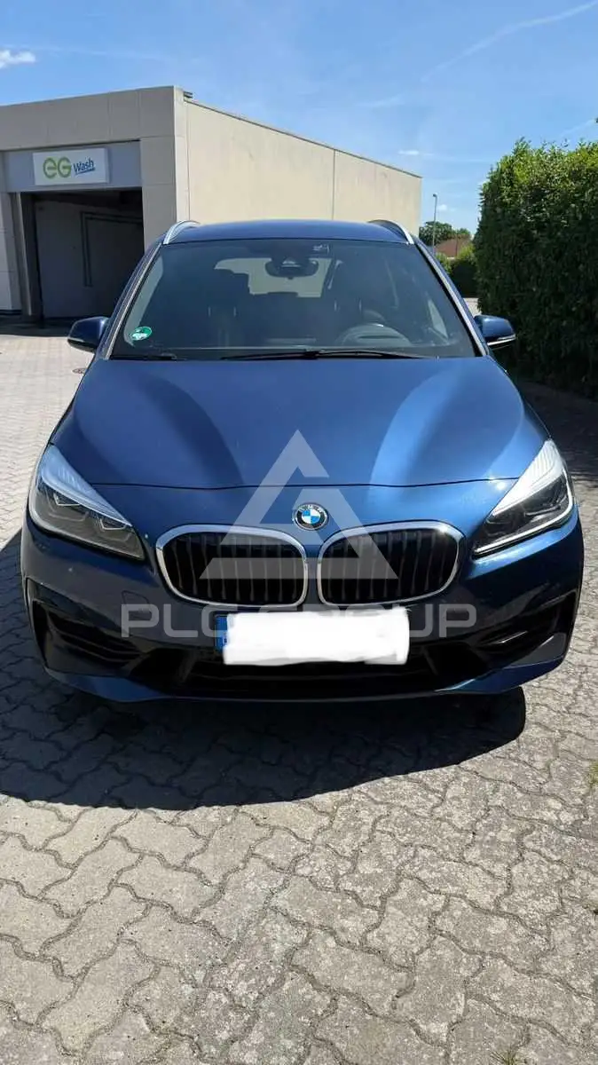 2020 BMW 220