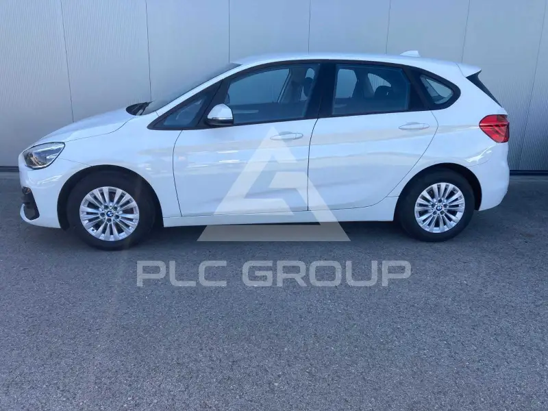 2020 BMW 218