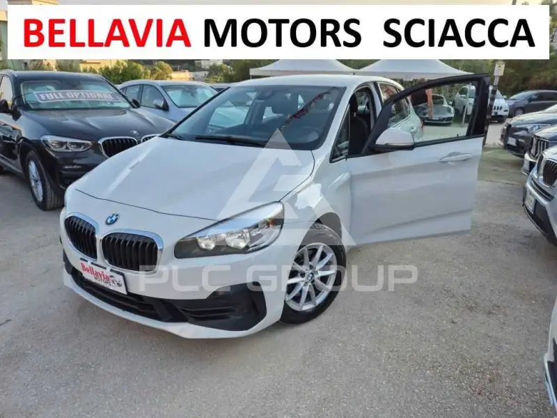2020 BMW 218