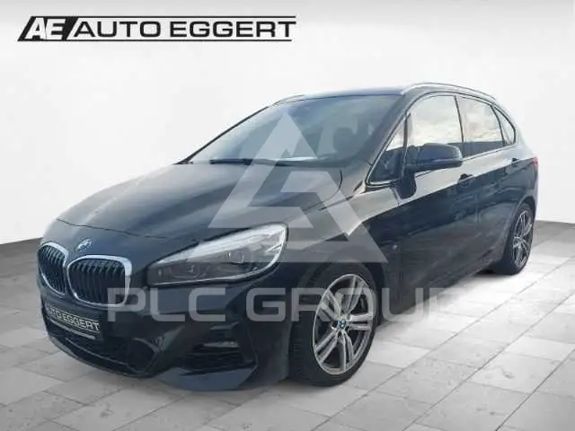 2020 BMW 218