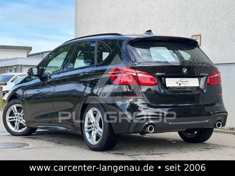 2020 BMW 218