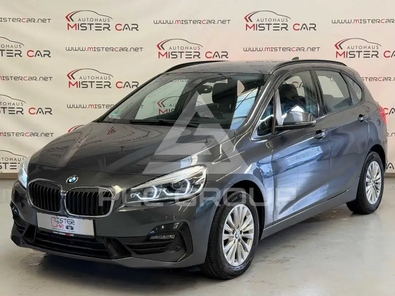 2020 BMW 218