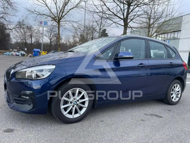 2020 BMW 218