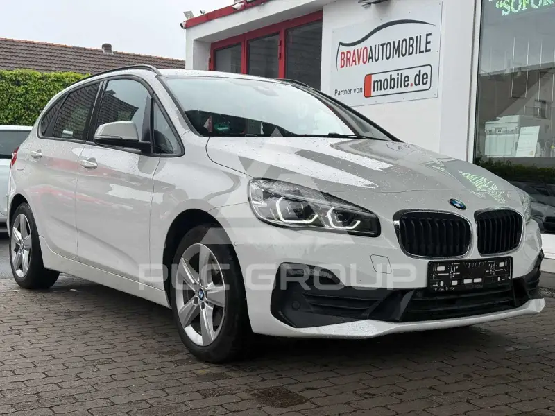 2020 BMW 218