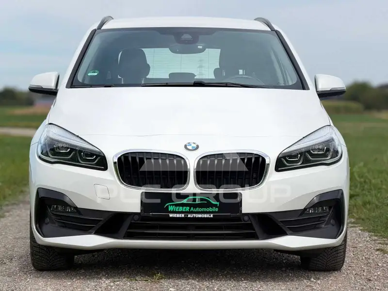 2020 BMW 218