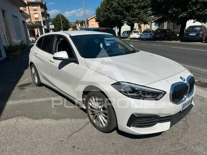 2020 BMW 120