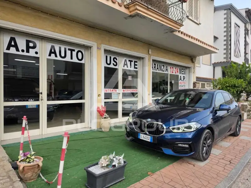 2020 BMW 120