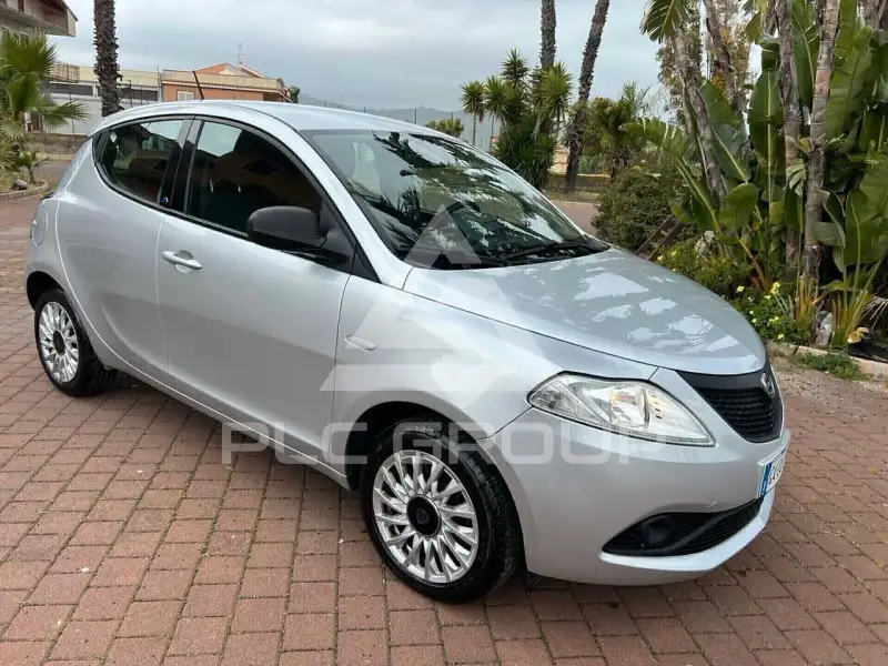 2020 Lancia YPSILON