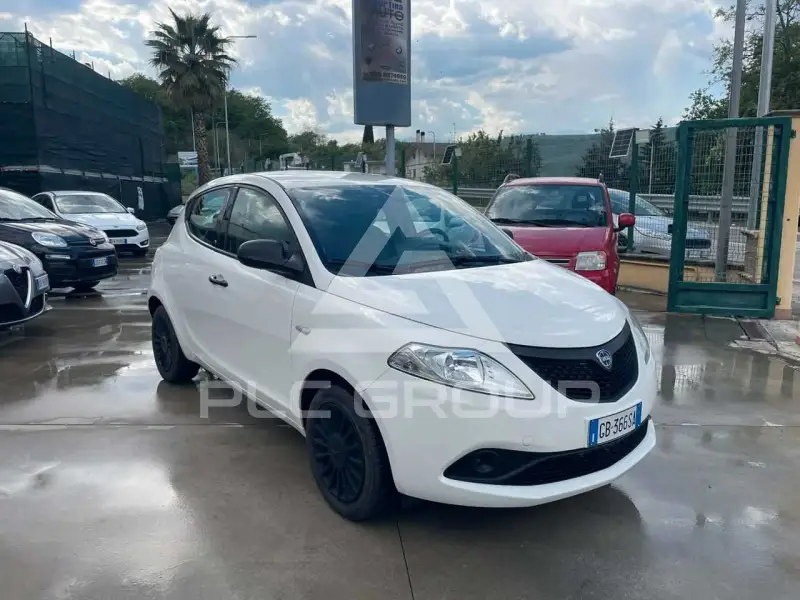 2020 Lancia YPSILON