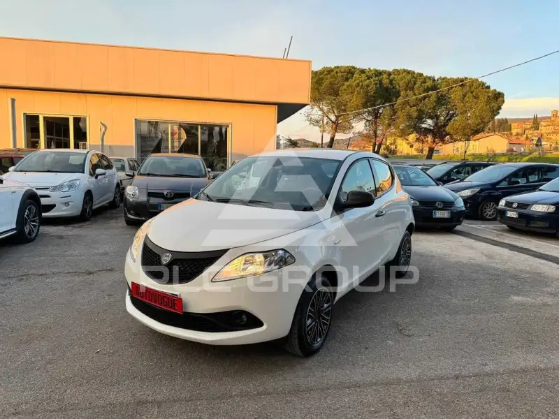 2020 Lancia YPSILON