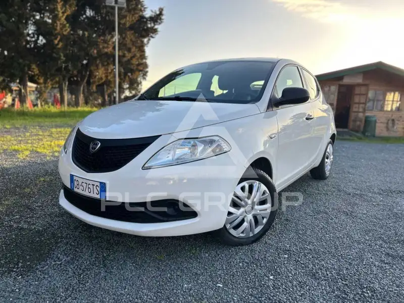 2020 Lancia YPSILON