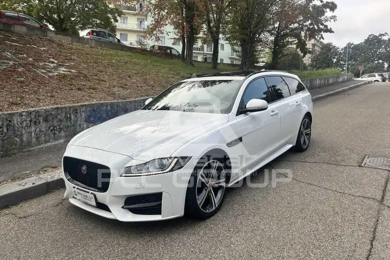 2020 Jaguar XF