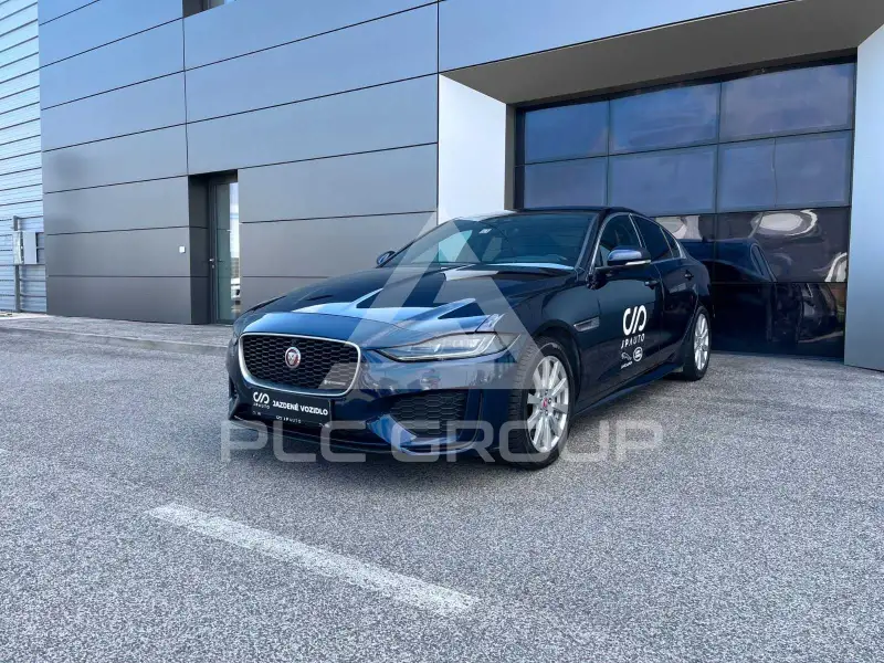 2020 Jaguar XE