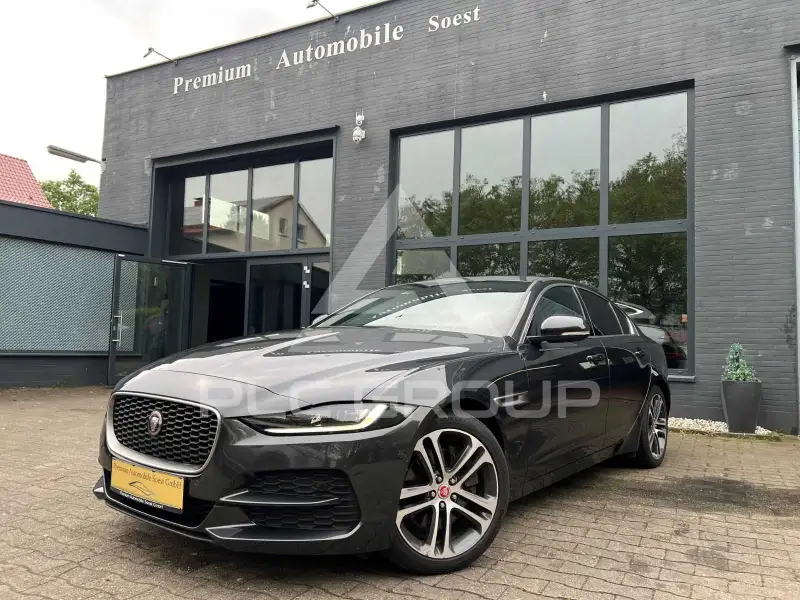 2020 Jaguar XE