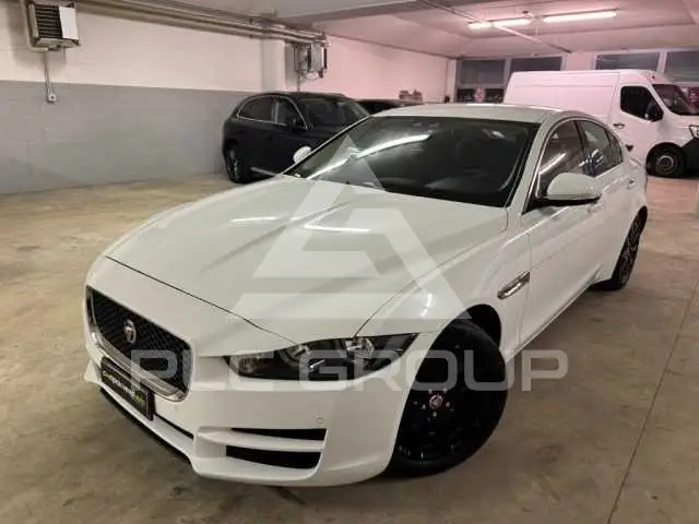 2020 Jaguar XE