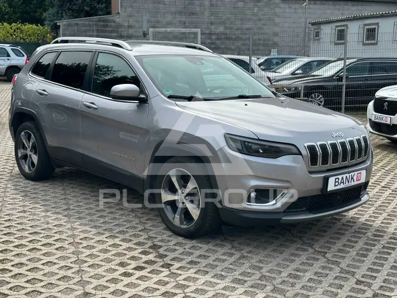 2020 Jeep CHEROKEE
