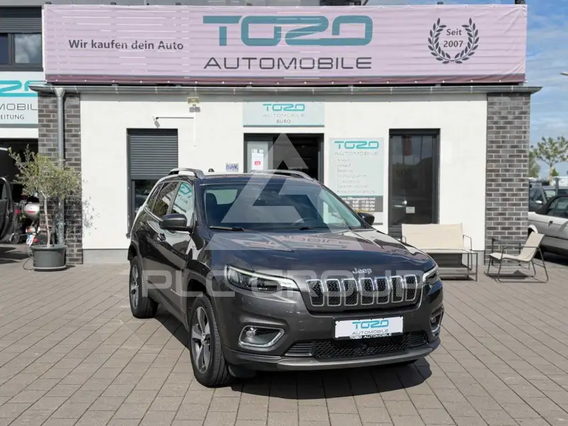 2020 Jeep CHEROKEE