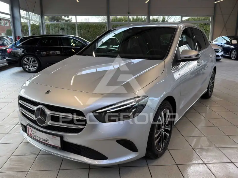 2020 Mercedes Benz B 200